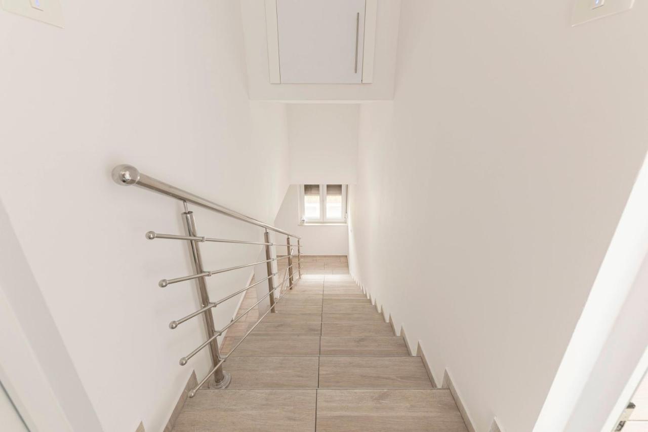 Apartments Era イゾラ エクステリア 写真